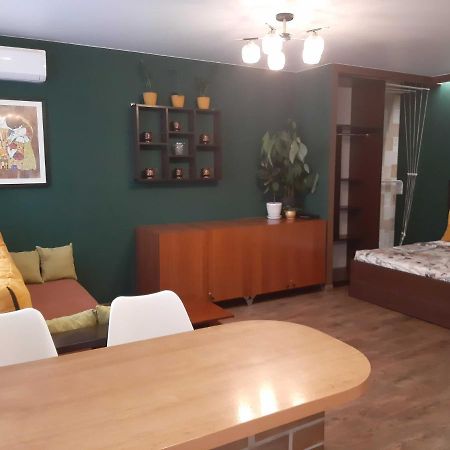 Проспект Победы 90 Cherníhiv Exterior foto